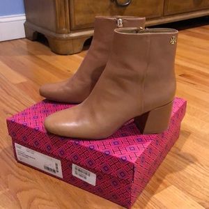 Tory Burch boots - size 9